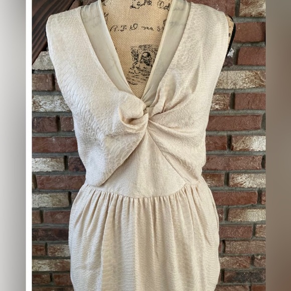 3.1 Phillip Lim Sleeveless Textured Dress, size 4 - Picture 2 of 5